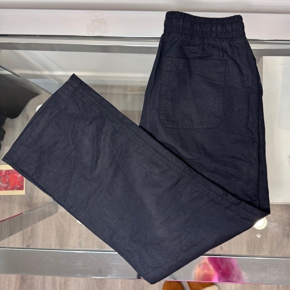 Amazon Essentials Black Women’s Draw String Joggers with Pockets (S) - Picture 2 of 9